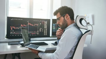 Collecting Annual U.S. Housing Price Index Data from the Census Bureau using Manus AI