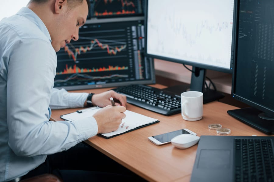 Extracting GDP per Capita Data from the World Bank Data Bank using GPT-4o Deep Research